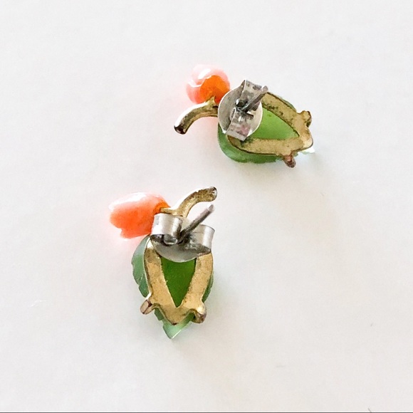 Carved Jade and Coral Stud Earrings - Picture 5 of 9